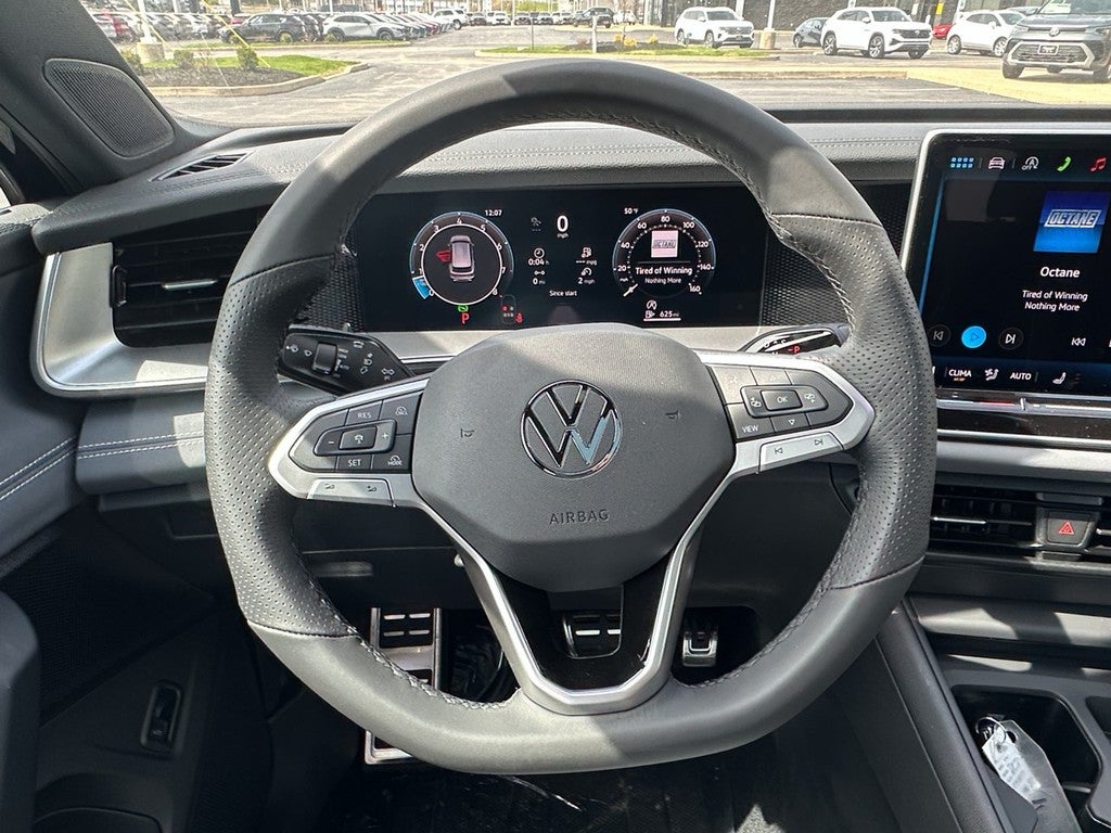 2026 Volkswagen Tiguan 2.0T SE R-Line Black FWD