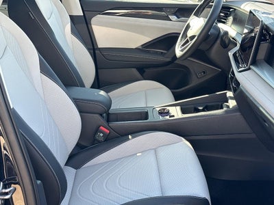 2025 Volkswagen Tiguan 2.0T SE 4MOTION