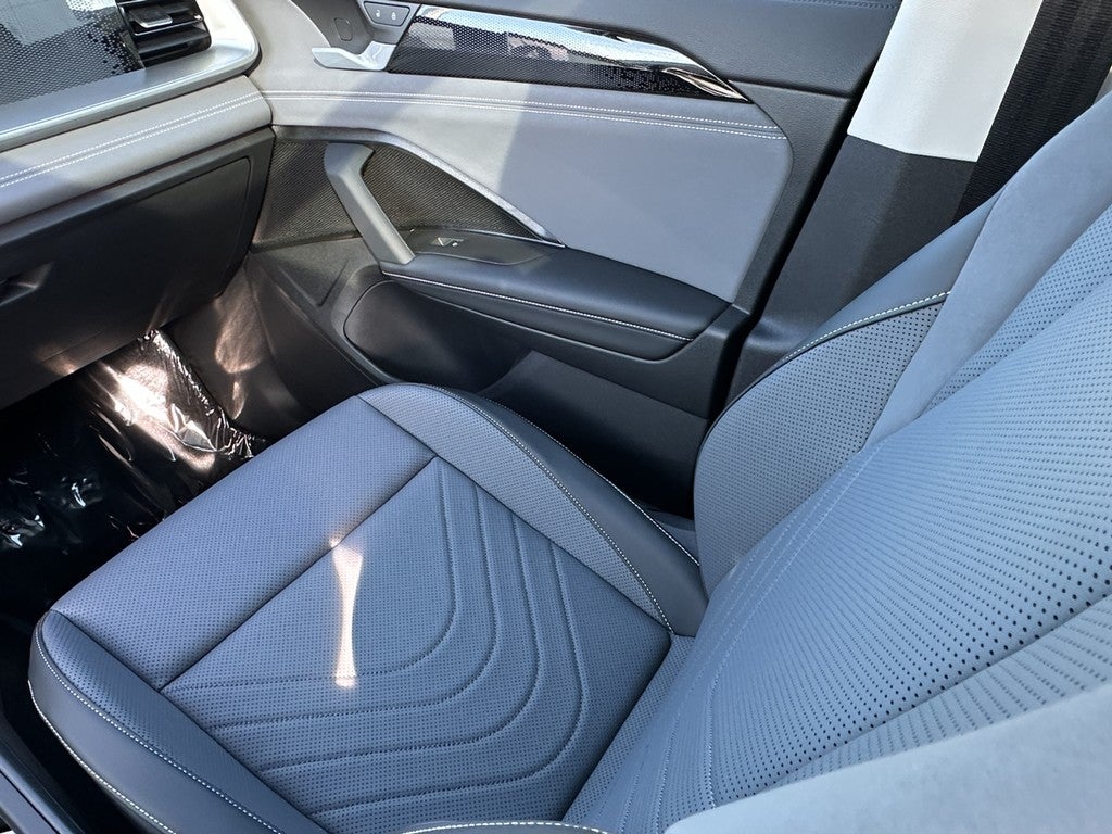 2025 Volkswagen Tiguan 2.0T SE 4MOTION