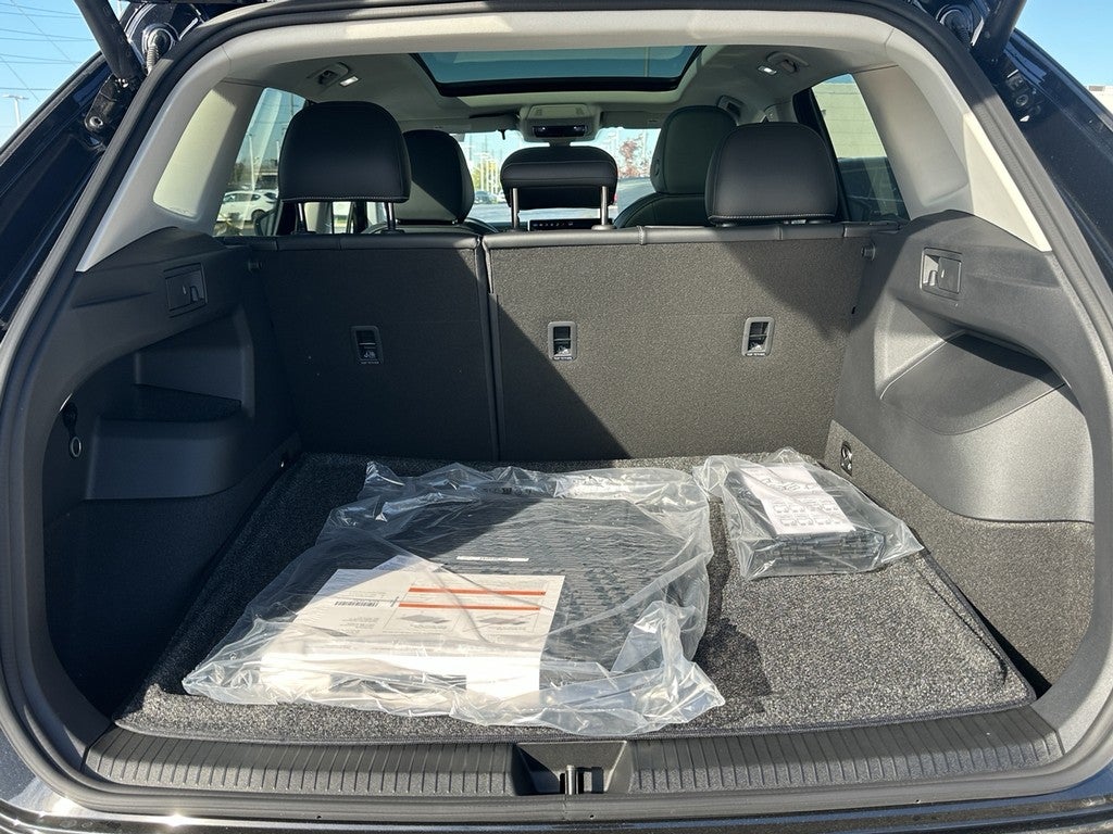 2025 Volkswagen Tiguan 2.0T SE 4MOTION