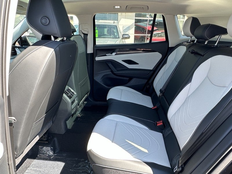 2025 Volkswagen Tiguan 2.0T SE 4MOTION