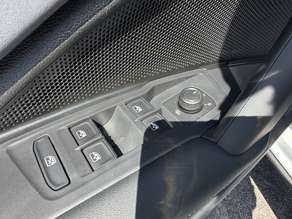 2026 Volkswagen Tiguan 2.0T SE 4MOTION