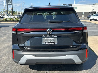 2025 Volkswagen Tiguan 2.0T SE 4MOTION