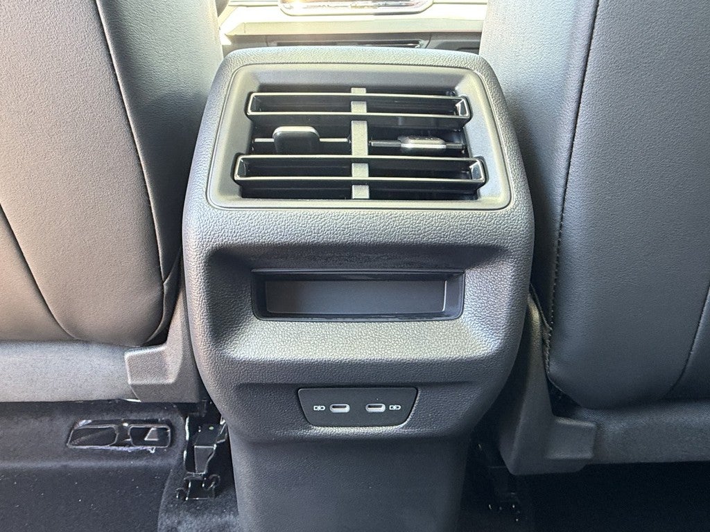 2026 Volkswagen Tiguan 2.0T SE FWD