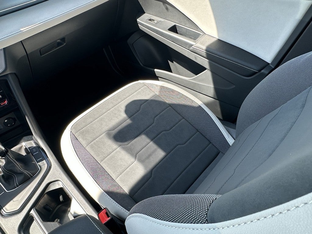2026 Volkswagen Taos SE FWD