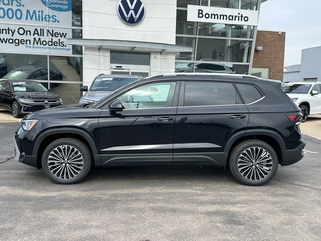 2026 Volkswagen Taos SE FWD