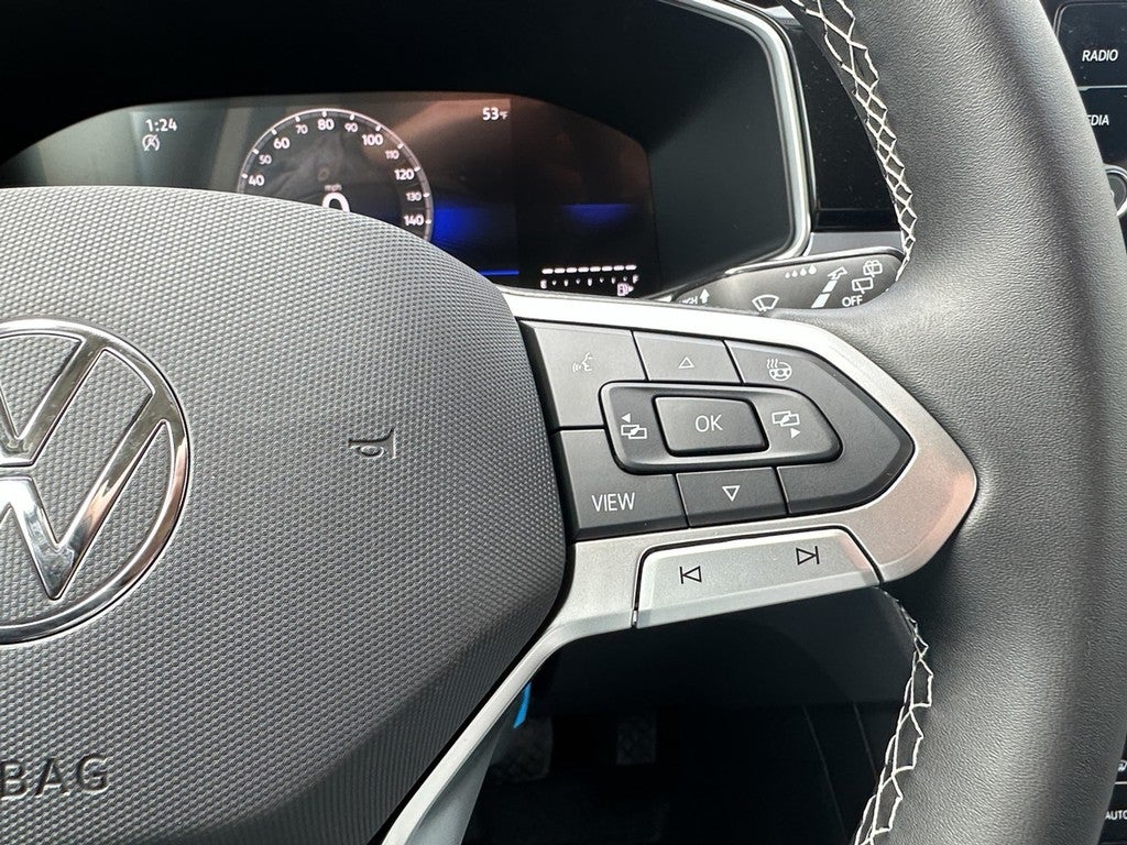 2026 Volkswagen Taos SE FWD