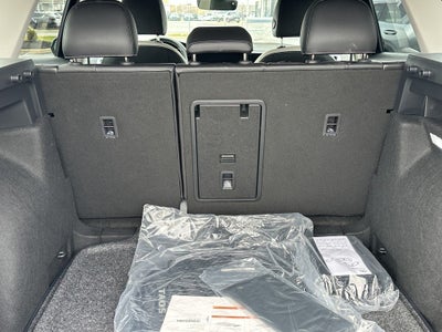 2026 Volkswagen Taos SE FWD