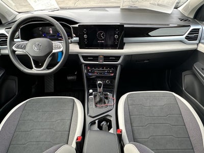 2026 Volkswagen Taos SE FWD