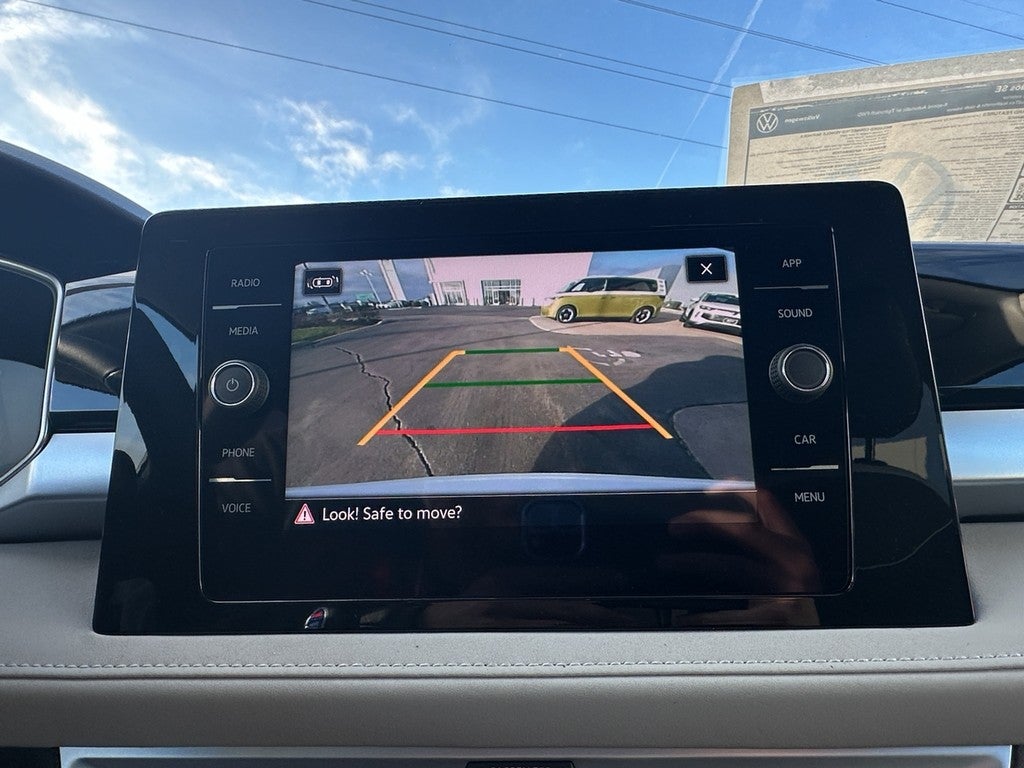 2026 Volkswagen Taos SE FWD