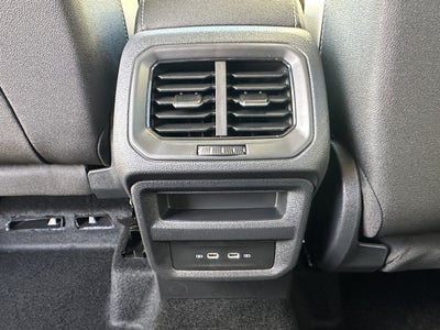 2026 Volkswagen Taos SE FWD