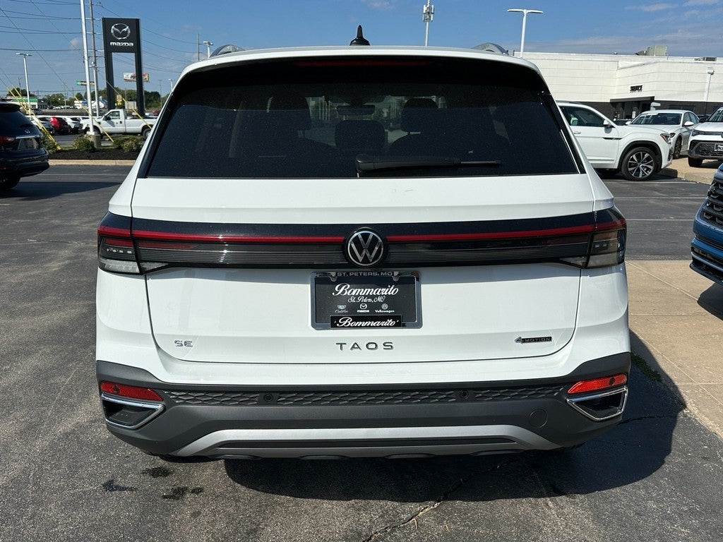 2025 Volkswagen Taos SE 4MOTION