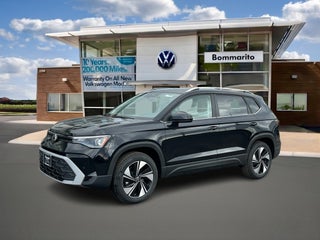 2025 Volkswagen Taos SE 4MOTION