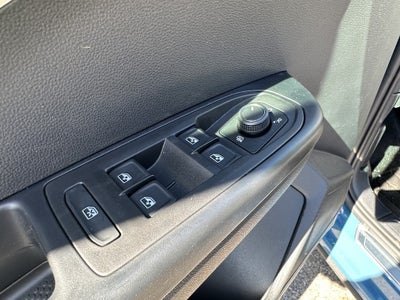 2026 Volkswagen Taos SE 4MOTION