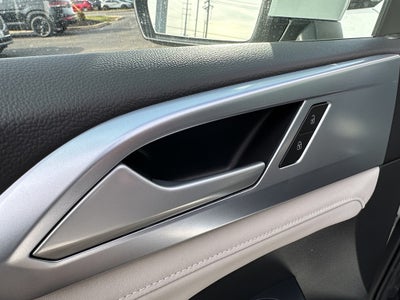 2026 Volkswagen Taos SE 4MOTION