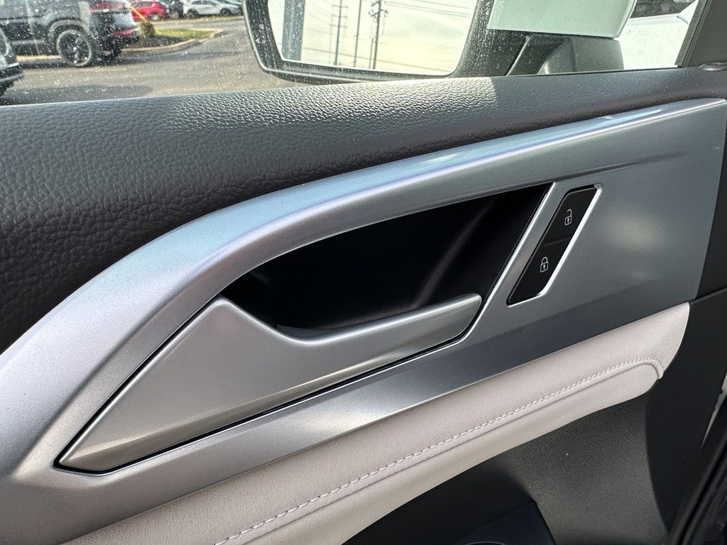 2026 Volkswagen Taos SE 4MOTION