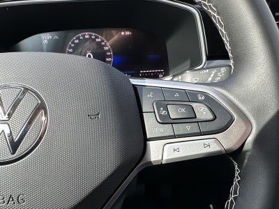 2026 Volkswagen Taos SE 4MOTION