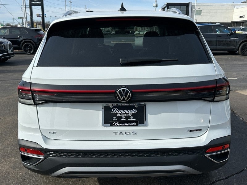 2026 Volkswagen Taos SE 4MOTION