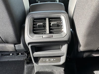 2026 Volkswagen Taos SE 4MOTION