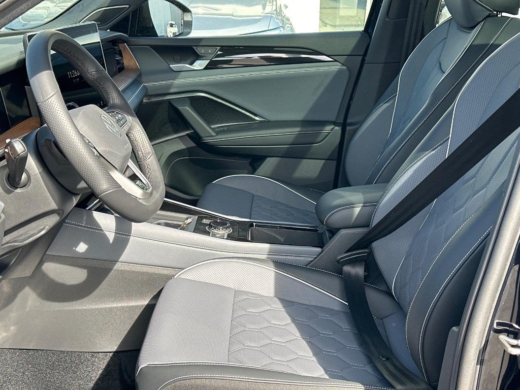 2026 Volkswagen Tiguan 2.0T SEL R-Line Turbo 4MOTION
