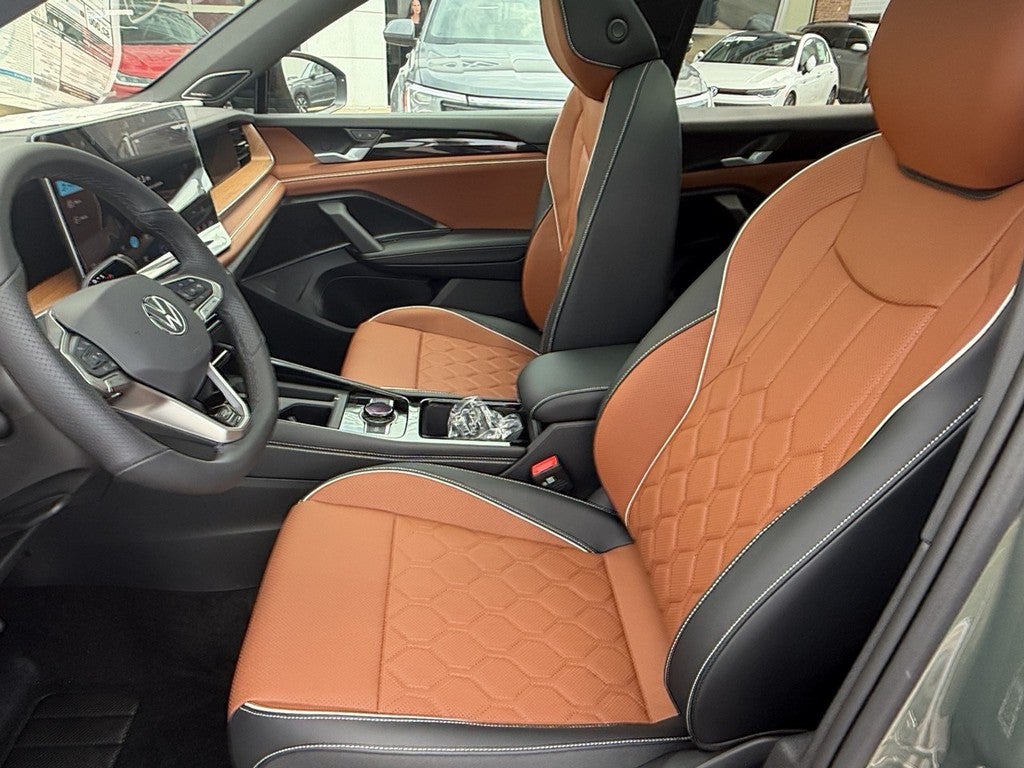 2026 Volkswagen Tiguan 2.0T SEL R-Line Turbo 4MOTION
