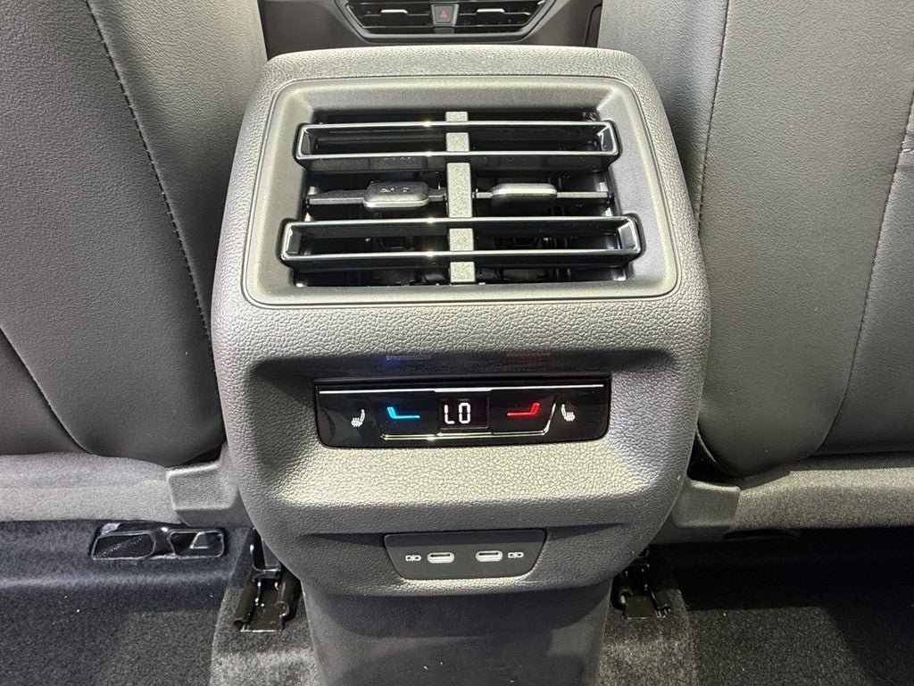 2026 Volkswagen Tiguan 2.0T SEL R-Line Turbo 4MOTION
