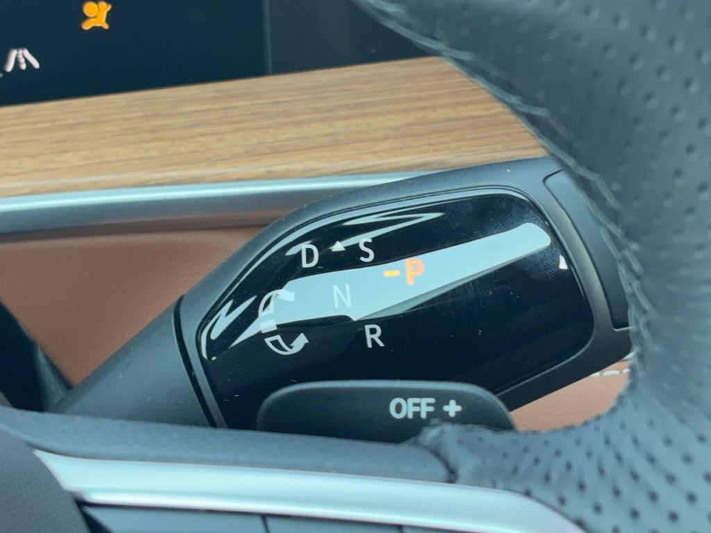 2026 Volkswagen Tiguan 2.0T SEL R-Line Turbo 4MOTION