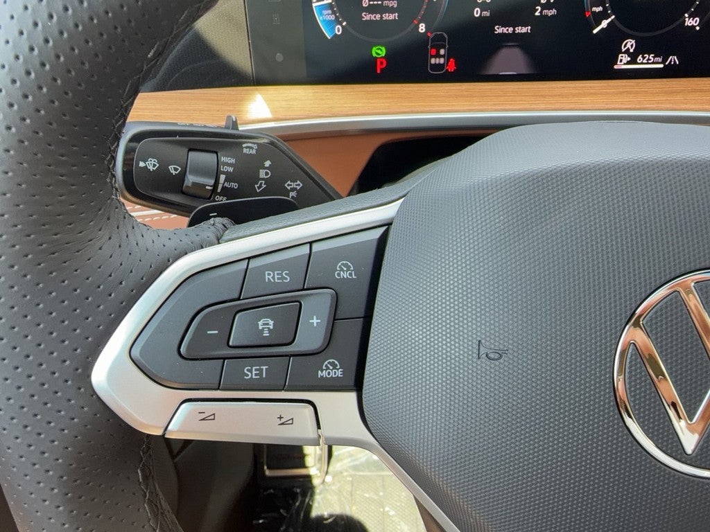 2026 Volkswagen Tiguan 2.0T SEL R-Line Turbo 4MOTION