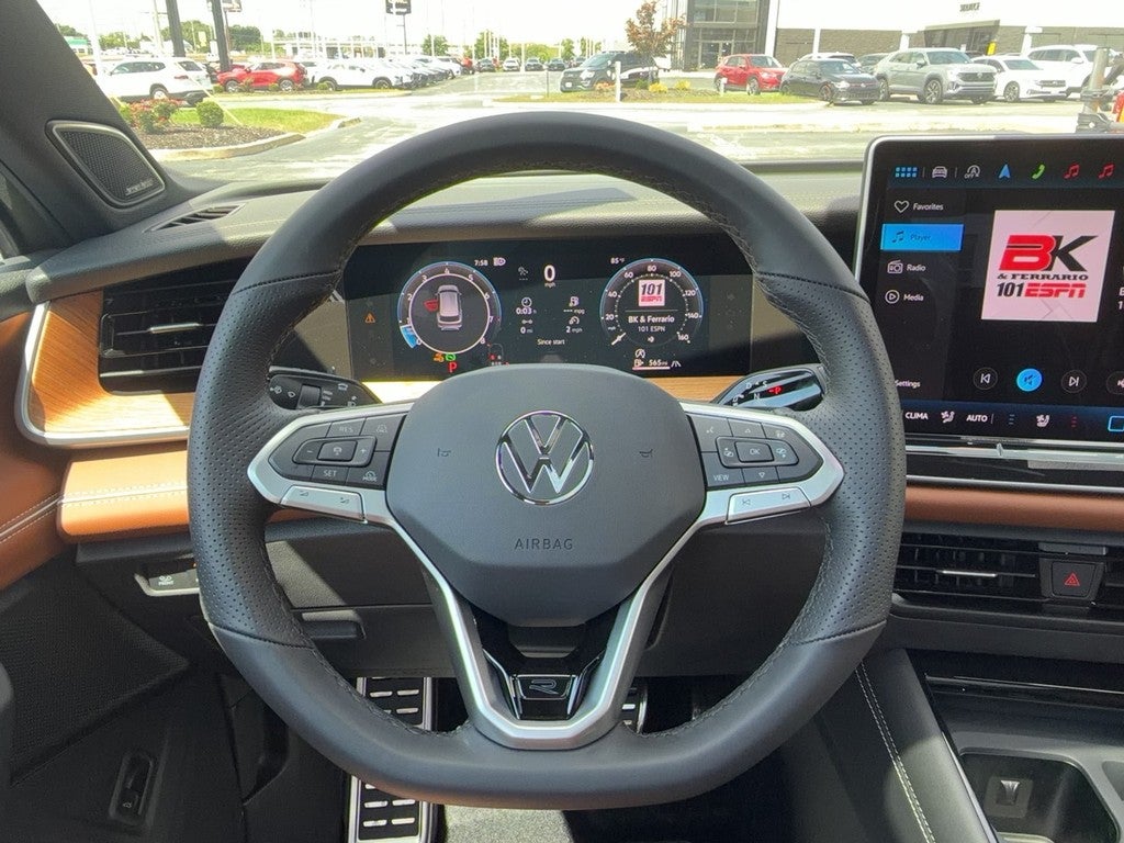 2026 Volkswagen Tiguan 2.0T SEL R-Line Turbo 4MOTION