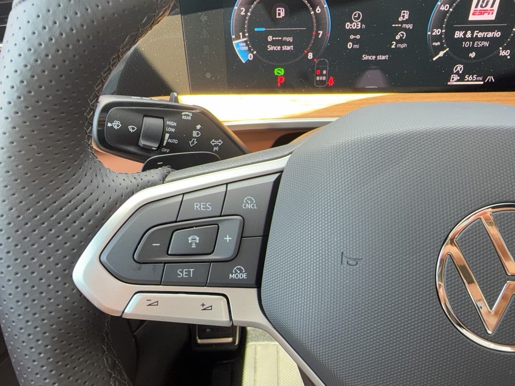 2026 Volkswagen Tiguan 2.0T SEL R-Line Turbo 4MOTION