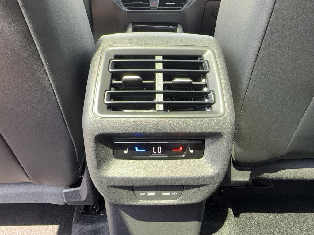 2026 Volkswagen Tiguan 2.0T SEL R-Line Turbo 4MOTION