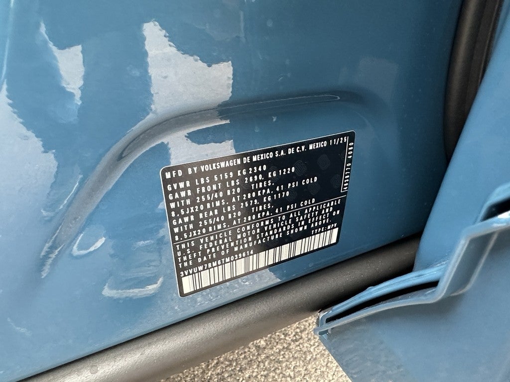 2026 Volkswagen Tiguan 2.0T SEL R-Line Turbo 4MOTION