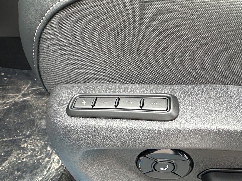 2026 Volkswagen Tiguan 2.0T SEL R-Line Turbo 4MOTION