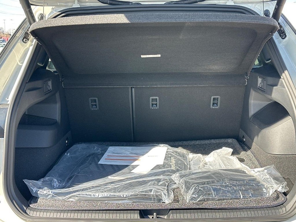 2026 Volkswagen Tiguan 2.0T SEL R-Line Turbo 4MOTION