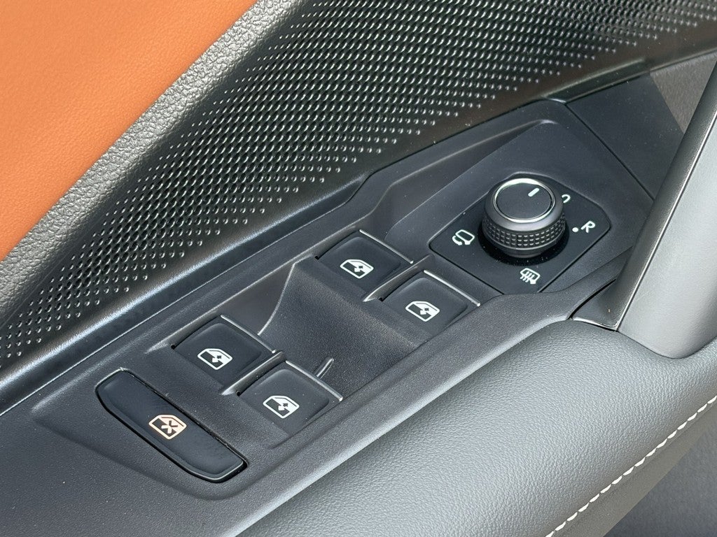 2026 Volkswagen Tiguan 2.0T SEL R-Line Turbo 4MOTION