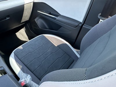 2025 Volkswagen Taos SE 4MOTION