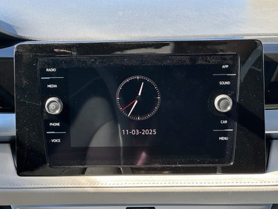 2025 Volkswagen Taos SE 4MOTION