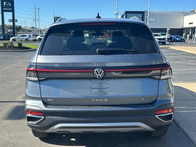 2025 Volkswagen Taos SE 4MOTION