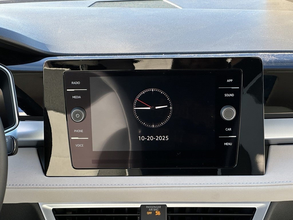 2025 Volkswagen Taos SE 4MOTION