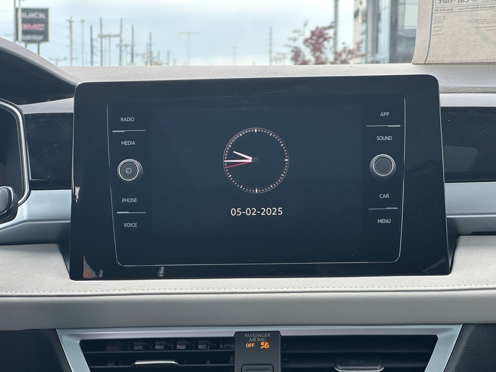 2025 Volkswagen Taos SE 4MOTION