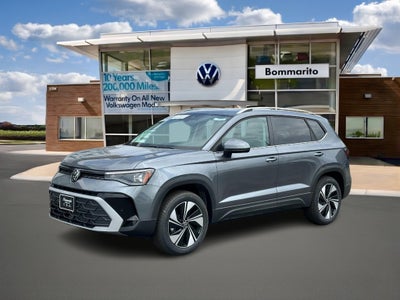 2025 Volkswagen Taos SE 4MOTION