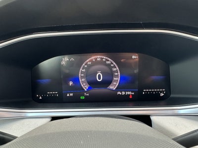 2025 Volkswagen Taos SE 4MOTION