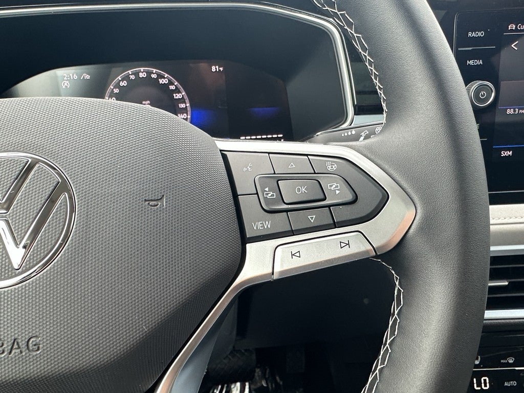 2025 Volkswagen Taos SE 4MOTION