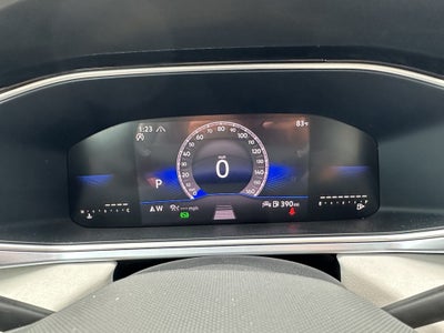 2025 Volkswagen Taos SE 4MOTION