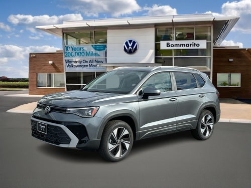 2025 Volkswagen Taos SE 4MOTION