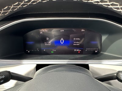 2025 Volkswagen Taos SE 4MOTION