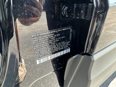 2025 Volkswagen Taos SE 4MOTION