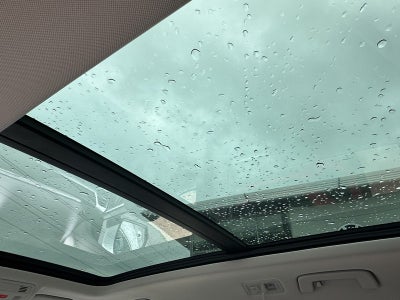 2025 Volkswagen Taos SE 4MOTION