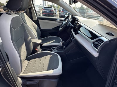 2025 Volkswagen Taos SE 4MOTION