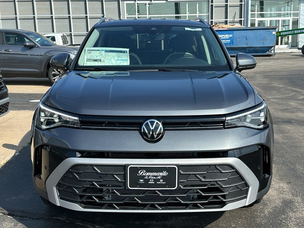 2025 Volkswagen Taos SE 4MOTION